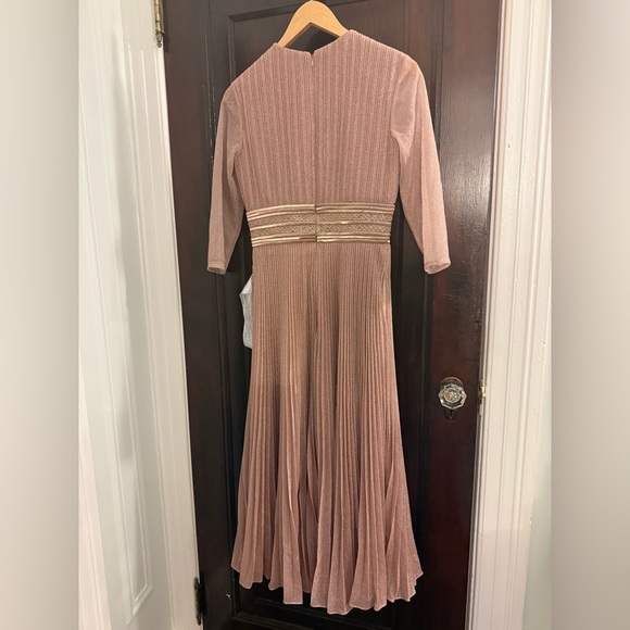 Mac Duggal Elegant Blush Pink Midi Dress ,size 4, New with tags - Picture 3 of 8